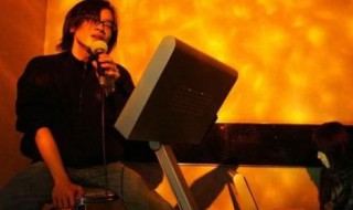 我跌跌撞撞奔向你是什么歌? 歌词展示