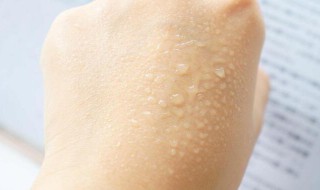 保湿霜怎么用使用顺序 保湿霜的使用顺序是怎样的