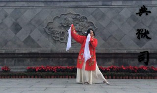 典狱司讲的是什么故事 这个故事你看懂了吗