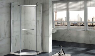 淋浴房窗帘如何做 浴帘安装方式如下