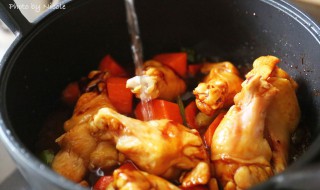 黄焖鸡腿的方法 黄焖鸡腿的方法介绍