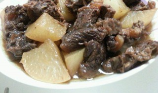 怎么做牛筋萝卜 萝卜炖牛筋的做法