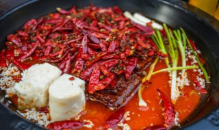 炒鱼火锅料怎样做 该如何做呢