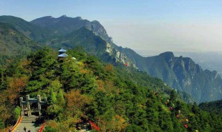 只缘身在此山中的缘是什么意思 题西林壁原文