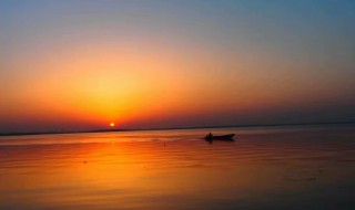 秋水共长天一色的意思 秋水共长天一色是什么意思