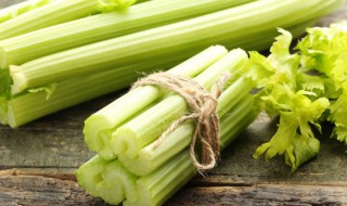 素炒芹菜的家常做法 怎么做素炒芹菜