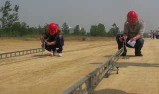 公路弯沉检测方法 贝克曼梁法测路基路面弯沉的方法