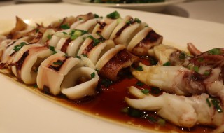 葱油鱿鱼的做法 葱油鱿鱼的制作方法