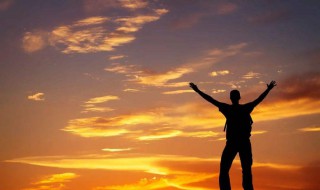 风雨无阻励志前进的句子 风雨无阻励志前进的句子有哪些