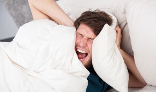 梦见自己跳水 梦见自己跳水是什么意思