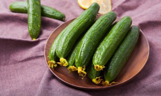 黄瓜虾仁怎么炒好吃 如何做黄瓜炒虾仁