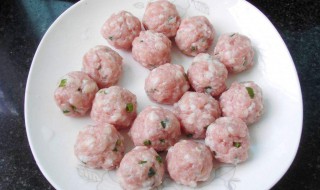 鲜虾圆子做法 看着都要流口水了