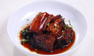 梅干菜扣肉饼配方 烹饪梅干菜扣肉饼的方法