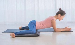 青蛙趴瑜伽有什么好处 瑜伽青蛙趴怎么做