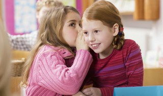 孩子早恋爱了该如何教育 家长应该怎么办