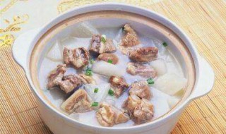 煲排骨萝卜汤调料什么时候放 放什么调料