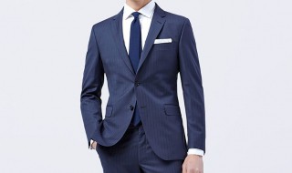藏兰西服配什么衬衣 这些颜色的衬衫很适合