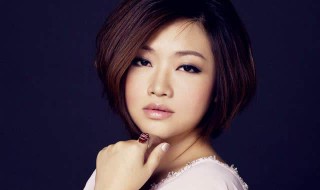 长长的路慢慢的走原唱是谁 是哪里人及其得奖作品是什么