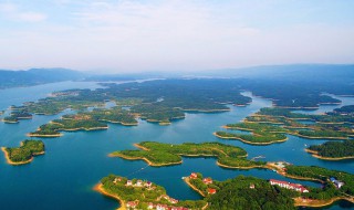 湖北荆州地理位置 与哪些地方接壤