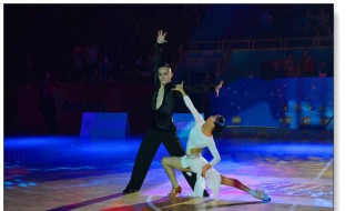 跳交谊舞的技巧 怎么跳交谊舞？