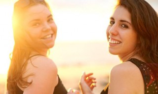 如何夸女生 怎么夸奖一个女孩子