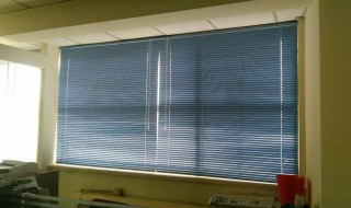 卷帘窗帘清洗方法 卷帘窗帘怎么清洗小方法