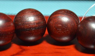 小叶紫檀手串怎么鉴别真假 鉴别小叶紫檀手串真假的方法