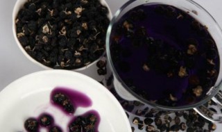 黑枸杞子泡水喝正确方法 黑枸杞子泡水喝的方法是怎样的