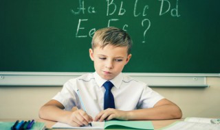 孩子刚开始写字怎么教 如何教小孩子写字