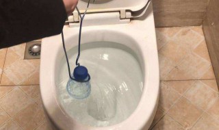 马桶被硬物堵了怎么办 马桶被硬物堵了解决方法