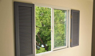 窗户泛黄了怎么处理 教你几个处理方法