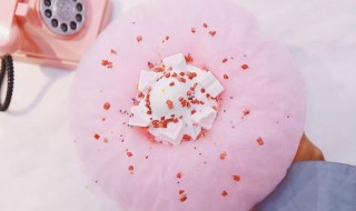 如何做不粘手的粉色的棉花泥 制作的小技巧是什么