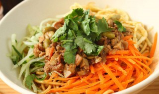 凉面是蒸还是用水煮 有减肥功效吗