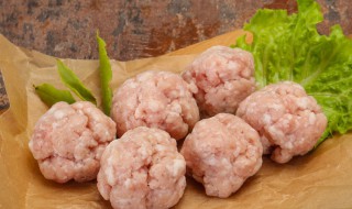 猪肉丸子煮什么菜好吃 配青菜最好吃