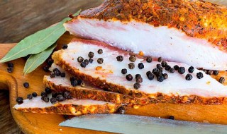 湖南烟熏腊肉怎么炒好吃 需要准备哪些食材