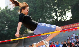 校运会加油稿20字 什么样的加油句子最好