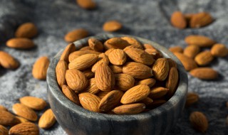 杏仁怎么处理才能吃 这样处理后味道才好