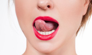 舌苔上的口臭如何处理 怎样处理舌苔重的口臭