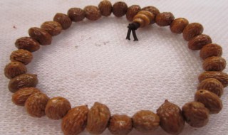 酸枣核手串盘黑怎么处理 酸枣核手串盘黑的处理方法