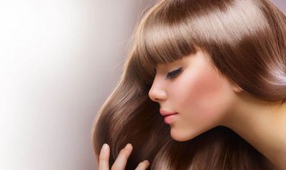 女生擦头发方法 擦头发有什么需要注意的