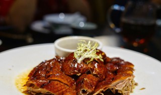 怎么做广东烧鹅 最正宗的做法在这里