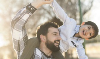 关于父亲节的英语作文 与父亲节相关的英语作文