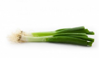 葱爆羊肉片的简单做法 葱爆羊肉片的烹饪方法