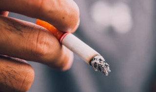 不在烟灰缸里倒水的暗语意思 不在烟灰缸里倒水暗语意思