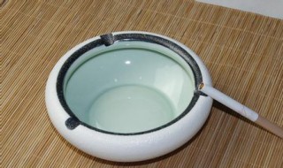 烟灰缸里别放水什么梗 烟灰缸里别放水什么意思