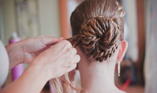 扎头发的方法100种小女孩 扎头发的三种小方法