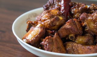 糖醋排骨怎样做好吃 制作糖醋排骨的方法