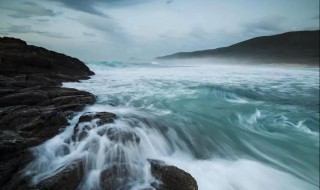 关于水的句子 关于水的句有哪些