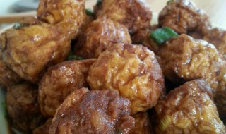 五花肉烧油豆泡的美味做法 宝宝们一定要学一下