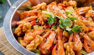 土豆芹菜干锅虾的做法 你都学会啦吗